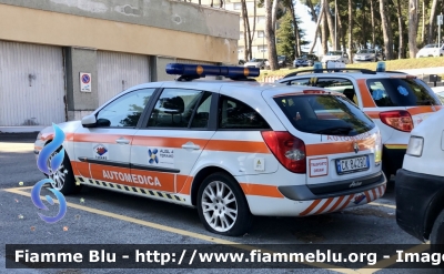 Renault Laguna Grandtour II serie 
ASL n4 di Teramo
118 Abruzzo Soccorso 
C.O. Di Teramo 
Automedica 
Allestimento Aricar 
Parole chiave: Renault Laguna_Grandtour_IIserie Automedica