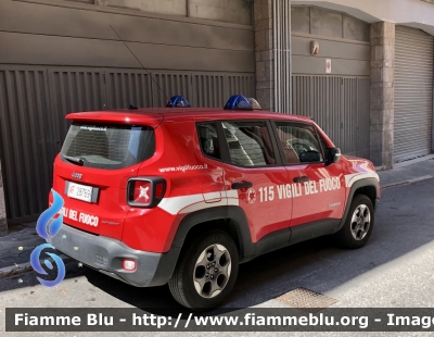 Jeep Renegade 
Vigili del Fuoco 
Comando provinciale di L’Aquila 
VF 28769
Parole chiave: Jeep Renegade VF28769