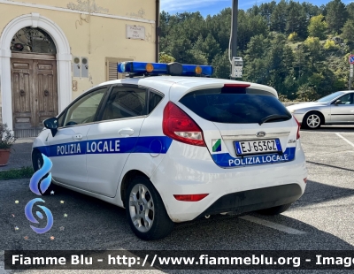 Ford Fiesta VI serie 
Polizia Locale 
Comune di Castel Del Monte (AQ)
Parole chiave: Ford Fiesta_VIserie