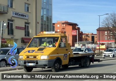 Iveco Daily II serie 
ACI 
Automobile Club d’Italia 
Parole chiave: Iveco Daily_IIserie