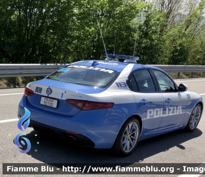 Giro d’Italia 2021
Alfa Romeo Nuova Giulia Q4 
Polizia di Stato 
Polizia Stradale 
POLIZIA M2700
In Scorta al giro d’Italia 2021
Vettura 1 
Parole chiave: Alfa-Romeo_Nuova Giulia Q4 Polizia Stradale Giro d’Italia