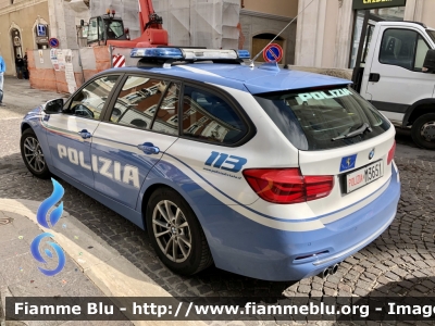 Bmw 320 Touring F31 III restyle 
Polizia di Stato 
Polizia Stradale 
Allestimento Focaccia 
Decorazione Grafica Artlantis 
POLIZIA M3651
Parole chiave: Bmw 320_Touring_F31_IIIrestyle POLIZIAM3651