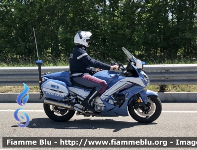 Yamaha FJR 1300 II serie 
Polizia di Stato 
Polizia Stradale 
Allestimento Elevox 
POLIZIA G3089
In Scorta al giro d’Italia 
Moto “22” 
Parole chiave: Yamaha_FJR1300 IIserie Polizia Stradale giro d’Italia