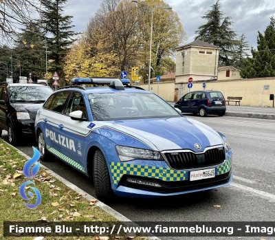 Skoda Superb Wagon III serie restyle 
Polizia di Stato 
Polizia Stradale in servizio sull’autostrada A24/A25 “Strada dei Parchi” 
POLIZIA M6645
Parole chiave: Skoda Superb_Wagon_IIIserie_restyle POLIZIAM6645