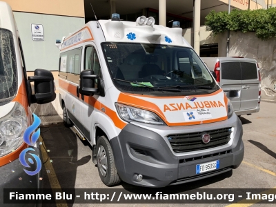 Fiat Ducato X290 
Azienda AUSL n.4 di Teramo 
118 Abruzzo Soccorso 
C.O. Di Teramo 
Allestimento GGG elettromeccanica 
Parole chiave: Fiat Ducato_X290 Ambulanza