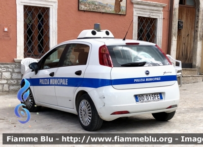 Fiat Grande Punto 
Polizia Municipale 
Comune di Leonessa
Parole chiave: Fiat Grande_Punto