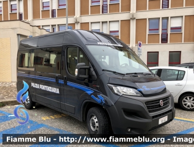 Fiat Ducato X290 
Polizia Penitenziaria 
Allestimento Elevox 
POLIZIA PENITENZIARIA 920 AG 
Parole chiave: Fiat Ducato_X290 POLIZIAPENITENZIARIA920AG