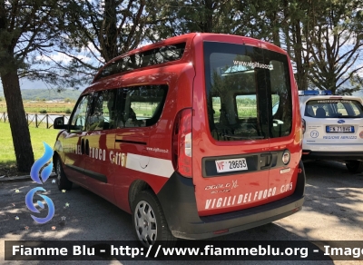 Fiat Doblò XL IV serie 
Vigili del Fuoco 
Comando provinciale di L’Aquila 
VF 28693
Parole chiave: Fiat Doblò XL IVserie VF28693