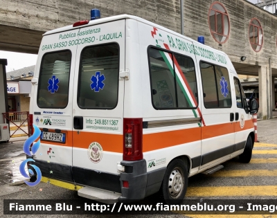 Fiat Ducato III serie 
Pubblica Assistenza Gran Sasso Soccorso 
Allestimento Mariani Fratelli 

Parole chiave: Fiat Ducato_IIIserie Ambulanza