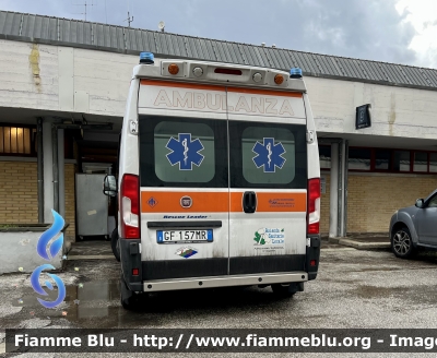 Fiat Ducato X290
ASL n1 Avezzano Sulmona L’Aquila 
118 Abruzzo Soccorso 
C.O. Di L’Aquila 
Allestimento Mariani Fratelli 

Parole chiave: Fiat Ducato_X290 Ambulanza