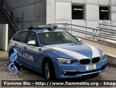 Bmw 320 Touring F31 restyle 
Polizia di Stato 
Polizia Stradale 
Allestimento Marazzi 
Decorazione Grafica Artlantis 
POLIZIA M0386
Parole chiave: Bmw 320_Touring_F31_restyle POLIZIAM0386