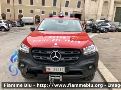 Mercedes-Benz classe X 
Vigili del Fuoco 
Comando provinciale di L’Aquila 
Allestimento Divitec 
VF 29515
Parole chiave: Mercedes-Benz Classe_X VF29515