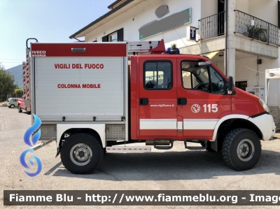 Iveco Daily 55S17 4x4 IV serie restyle 
Vigili del Fuoco 
Comando provinciale di L’Aquila 
Colonna Mobile Regionale Abruzzo 
Allestimento Iveco-Magirus
VF 26662
Parole chiave: Iveco Daily_55S17_4x4_IVserie_Restyle VF26662