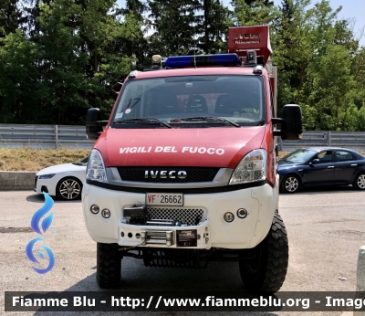 Iveco Daily 55S17 4x4 IV serie restyle 
Vigili del Fuoco 
Comando provinciale di L’Aquila 
Colonna Mobile Regionale Abruzzo 
Allestimento Iveco-Magirus
VF 26662
Parole chiave: Iveco Daily_55S17_4x4_IVserie_Restyle VF26662