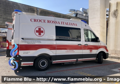 Volkswagen Crafter II serie 
Croce Rossa Italiana 
Comitato di Avezzano 
Unità Territoriale di Ovindoli 
Allestimento Mariani Fratelli 
CRI 688 AG 
Parole chiave: Volkswagen Crafter_IIserie CRI688AG Ambulanza