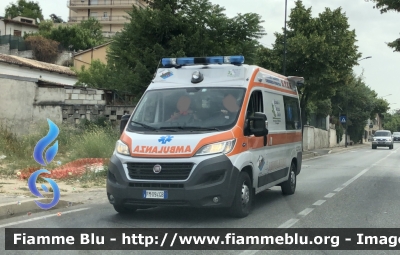 Fiat Ducato X290 
ASL n1 Avezzano Sulmona L’Aquila 
118 Abruzzo Soccorso 
C.O. Di L’Aquila 
Servizio Trasporto Emergenza Neonatale (STEN) 
Allestimento Orion 
Parole chiave: Fiat Ducato X290