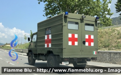 Iveco VM90
Esercito Italiano
Sanità Militare
9’ reggimento Alpini L’Aquila 
Ambulanza 
EI 738 DJ 
Parole chiave: Iveco_VM90 Ambulanza Esercito Italiano Alpini L’Aquila