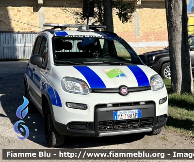 Fiat Nuova Panda 4x4 II serie 
Polizia Municipale 
Comune di Giulianova 
POLIZIA LOCALE YA 198 AP
Parole chiave: Fiat Nuova_Panda_4x4_IIserie POLIZIALOCALEYA198AP