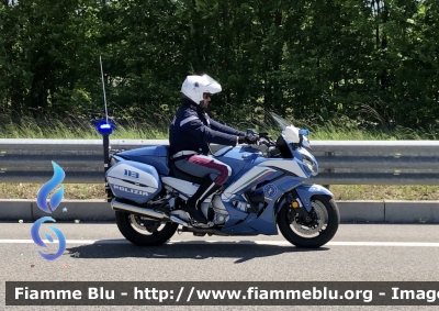 Yamaha FJR 1300 II serie 
Polizia di Stato 
Polizia Stradale 
Allestimento Elevox 
POLIZIA G3091 
In Scorta al giro d’Italia 
Moto “19”
Parole chiave: Yamaha_FJR1300 IIserie Polizia Stradale giro d’Italia