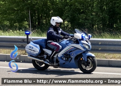 Yamaha FJR 1300 II serie 
Polizia di Stato 
Polizia Stradale 
Allestimento Elevox 
POLIZIA G3091 
In Scorta al giro d’Italia 
Moto “19”
Parole chiave: Yamaha_FJR1300 IIserie Polizia Stradale giro d’Italia