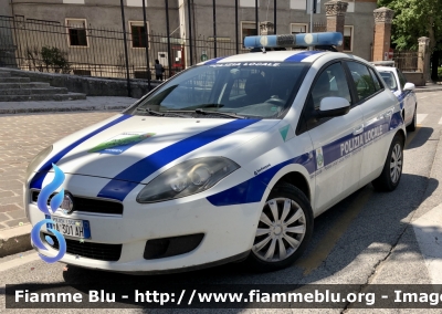 Fiat Nuova Bravo 
Polizia Locale 
Comune di Avezzano 
POLIZIA LOCALE YA 301 AH 
Allestimento Bertazzoni 
Parole chiave: Fiat Nuova_Bravo POLIZIALOCALEYA301AH