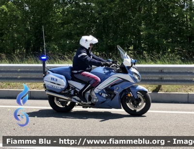 Yamaha FJR 1300 II serie 
Polizia di Stato 
Polizia Stradale 
Allestimento Elevox 
POLIZIA G3082
In Scorta al giro d’Italia 
Moto “16” 
Parole chiave: Yamaha_FJR1300 IIserie Polizia Stradale Giro d’Italia