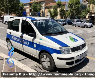 Fiat Nuova Panda I serie 
Polizia Locale 
Comune di Avezzano 

Parole chiave: Fiat Nuova_Panda_Iserie