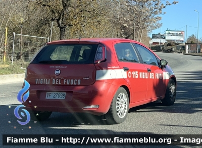 Fiat Punto VI serie 
Vigili del Fuoco 
Comando provinciale di Chieti 
VF 27098
Parole chiave: Fiat Punto_VIserie VF27098