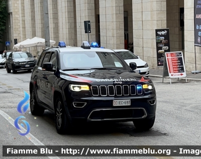 Jeep Grand Cherokee IV serie restyle 
Carabinieri 
Comando Carabinieri Banca D’Italia 
CC EC 693 
Parole chiave: Jeep Grand_Cherokee_IVserie_restyle CCEC693