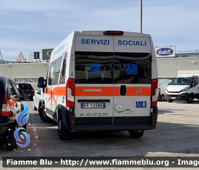 Fiat Ducato X290
ASD SAM L’Aquila Soccorso 
Servizi Sociali 
Taxi Sanitario 
Trasporto Medicinali 
Allestimento Maf 
Parole chiave: Fiat Ducato_X290