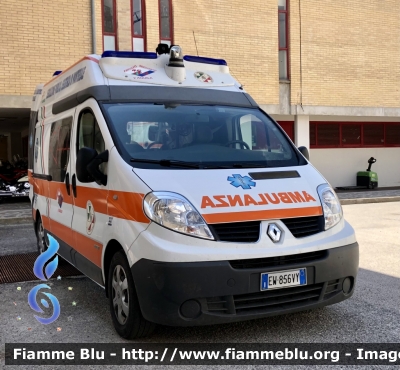 Renault Trafic II serie 
Pubblica Assistenza di Montereale 
Allestimento MAF 
Parole chiave: Renault Trafic_IIserie Ambulanza