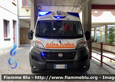 Fiat Ducato X290
Associazione Pubblica Assistenza di Montereale 
Allestimento MAF 

Parole chiave: Fiat Ducato_X290 Ambulanza