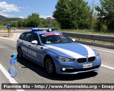 Bmw 318 Touring F31 III restyle 
Polizia di Stato 
Polizia Stradale 
Allestimento Focaccia 
Decorazione Grafica Artlantis 
POLIZIA M3627
In Scorta al giro d’Italia 2021
Parole chiave: Bmw_318TouringF31 III restyle Polizia Stradale Giro d’Italia