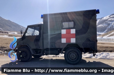 Iveco VM90 
Esercito Italiano 
Sanità Militare 
IX Reggimento Alpini L’Aquila 
Ambulanza 
EI AX 721

Parole chiave: Iveco VM90 Ambulanza EIAX721