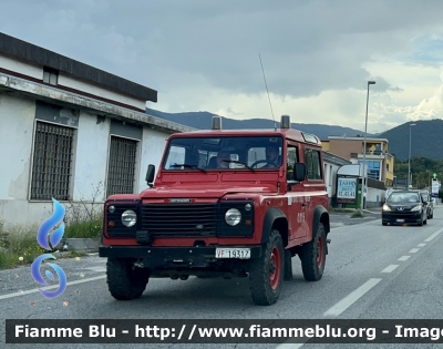 Land-Rover Defender 90 
Vigili del Fuoco 
Comando provinciale di L’Aquila 
VF 19317
Parole chiave: Land-Rover Defender_90 VF19317