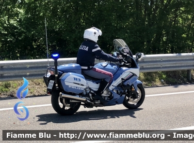 Yamaha FJR 1300 II serie 
Polizia di Stato 
Polizia Stradale 
Allestimento Elevox 
POLIZIA G3098 
In Scorta al Giro d’Italia 
Moto “14”
Parole chiave: Yamaha_FJR 1300 IIserie Polizia Stradale Giro d’Italia