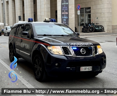 Nissan Pathfinder III serie 
Carabinieri 
Comando Carabinieri Banca D’Italia 
CC DF 629
Parole chiave: Nissan Pathfinder_IIIserie CCDF629