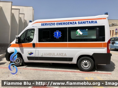 Fiat Ducato X290
ASL n1 Avezzano Sulmona L’Aquila 
118 Abruzzo Soccorso 
C.O di L’Aquila 
Allestimento Mariani Fratelli 
Parole chiave: Fiat Ducato_X290