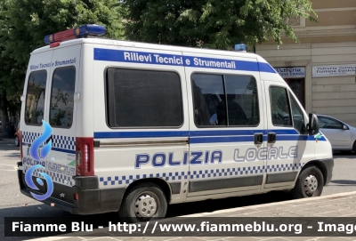 Fiat Ducato III serie 
Polizia Locale 
Comune di Avezzano 
Rilievi Tecnici e Strumentali 
Allestimento Bertazzoni 

Parole chiave: Fiat Ducato_IIIserie