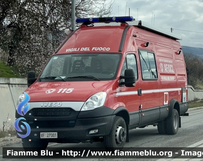 Iveco Daily V serie 
Vigili del Fuoco 
Comando provinciale di L’Aquila 
AutoFurgone/Unità di Crisi Locale 
Allestimento Iveco-Magirus 
VF 27001
Parole chiave: Iveco Daily_Vserie VF27001