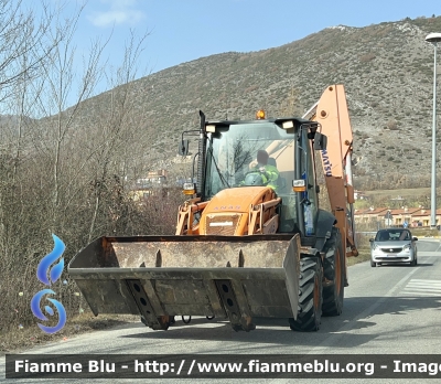 Komatsu WB97R
ANAS 
Regione Abruzzo 
Compartimento di L’Aquila 
Parole chiave: Komatsu WB97R