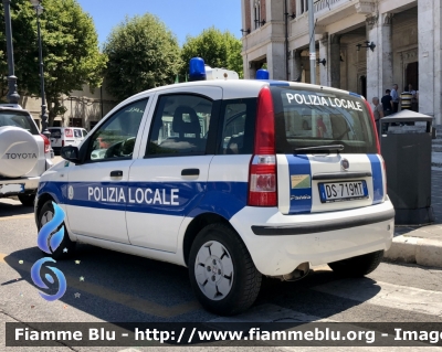 Fiat Nuova Panda I serie 
Polizia Locale 
Comune di Avezzano 

Parole chiave: Fiat Nuova_Panda_Iserie