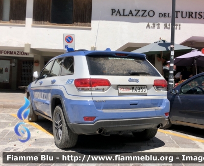 Jeep Grand Cherokee IV serie restyle 
Polizia di Stato 
Allestimento FCA
POLIZIA M4935
Parole chiave: Jeep Grand_Cherokee_IVserie_restyle POLIZIAM4935