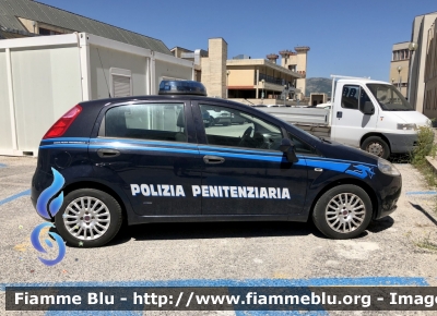 Fiat Grande Punto 
Polizia Penitenziaria 
POLIZIA PENITENZIARIA 112 AF
Parole chiave: Fiat Grande_Punto POLIZIAPENITENZIARIA112AF