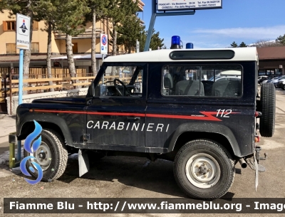 Land-Rover Defender 90
Carabinieri 
CC AE 907
Parole chiave: Land-Rover Defender_90 CCAE907