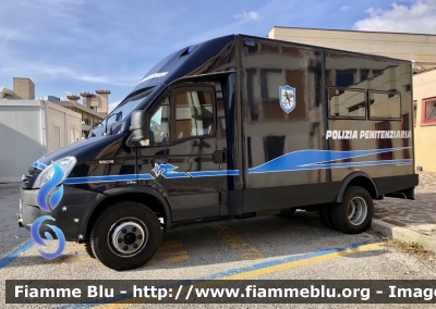 Iveco Daily IV serie 
Polizia Penitenziaria 
Automezzo per traduzione detenuti sottoposti al 41 bis 
Allestimento Repetti 
POLIZIA PENITENZIARIA 791 AE 

Parole chiave: Iveco Daily_IV_serie POLIZIAPENITENZIARIA791AE