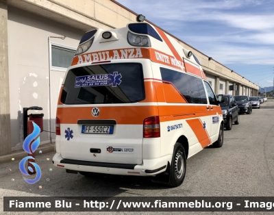 Volkswagen Transporter T5 
Salus Ambulanze 

Parole chiave: Volkswagen Transporter_T5