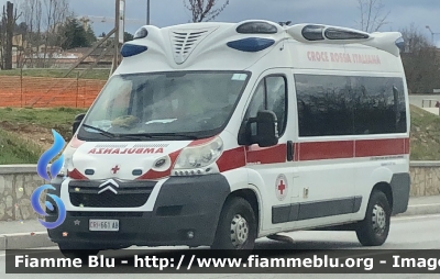 Citroen Jumper 
Croce Rossa Italiana 
Comitato provinciale di L’Aquila 
CRI 661 AB 
Parole chiave: Ambulanza croce rossa italiana L’Aquila