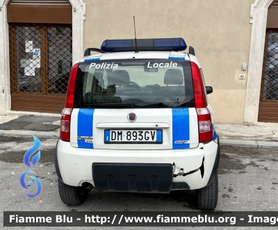 Fiat Nuova Panda 4x4 I serie 
Polizia Locale 
Comune di Scanno 
Parole chiave: Fiat Nuova_Panda_4x4_Iserie