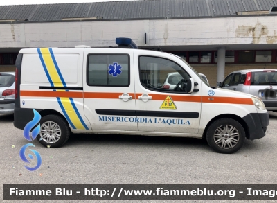 Fiat Doblò II serie 
Ambulanza 
Misericordia di L’Aquila 
Allestimento Mariani Fratelli 
Parole chiave: Fiat Doblò_IIserie Ambulanza